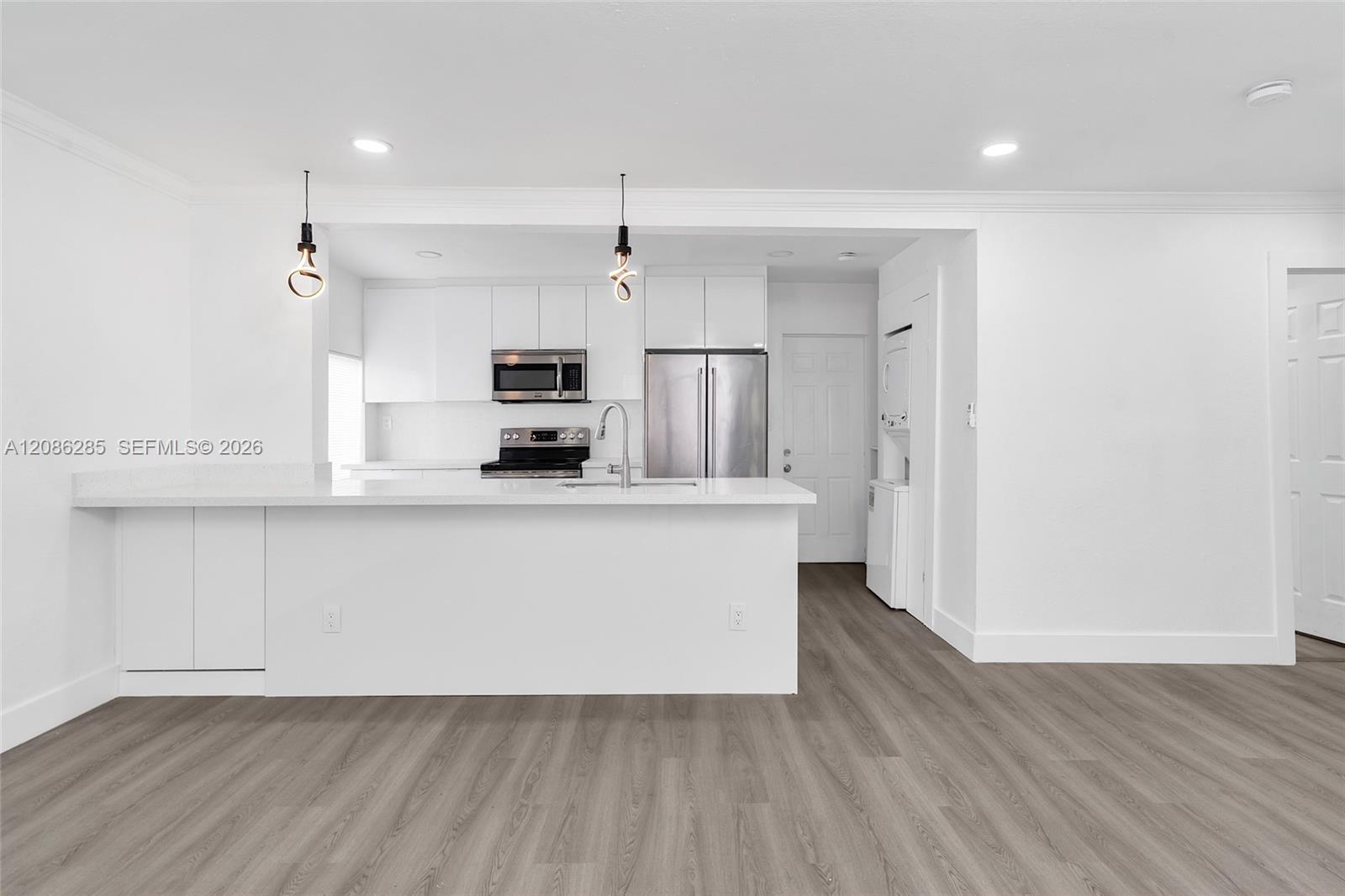 2828 NW 7th St — Photo 5