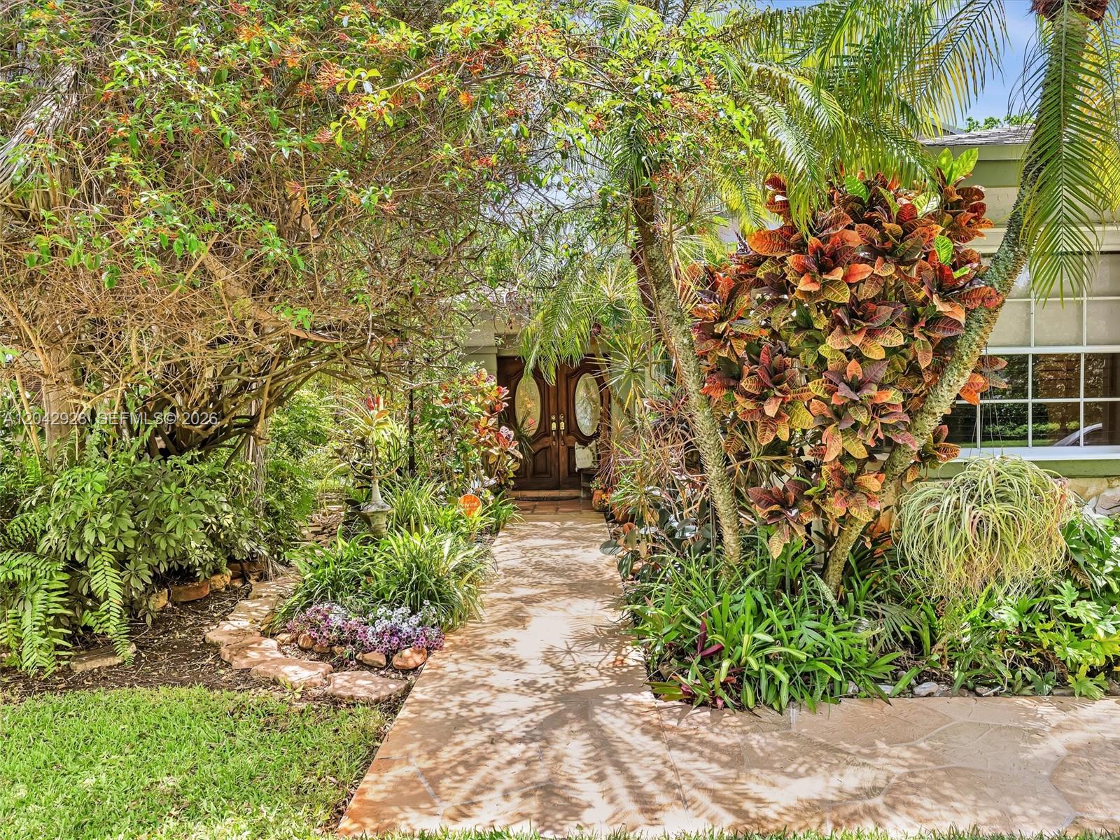 15045 SW 138th Pl — Photo 2