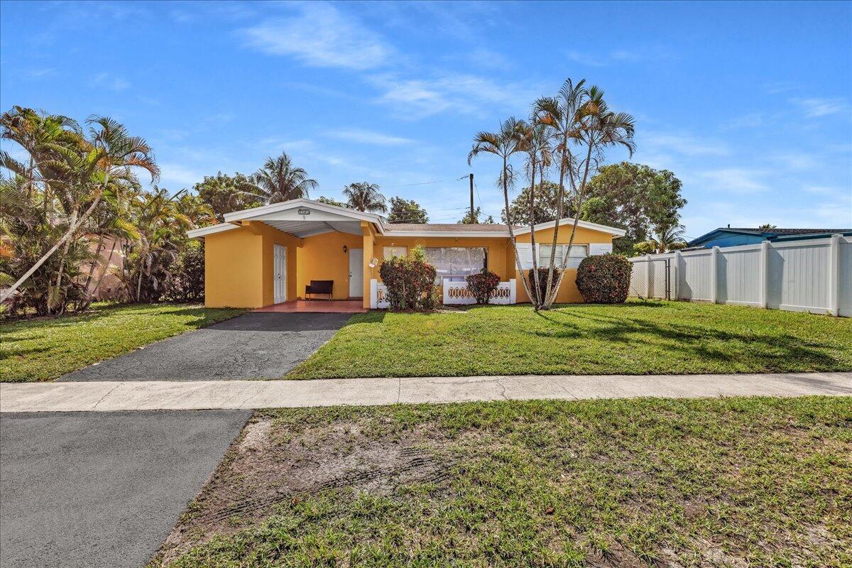 3560 NW 34th Way — Photo 2