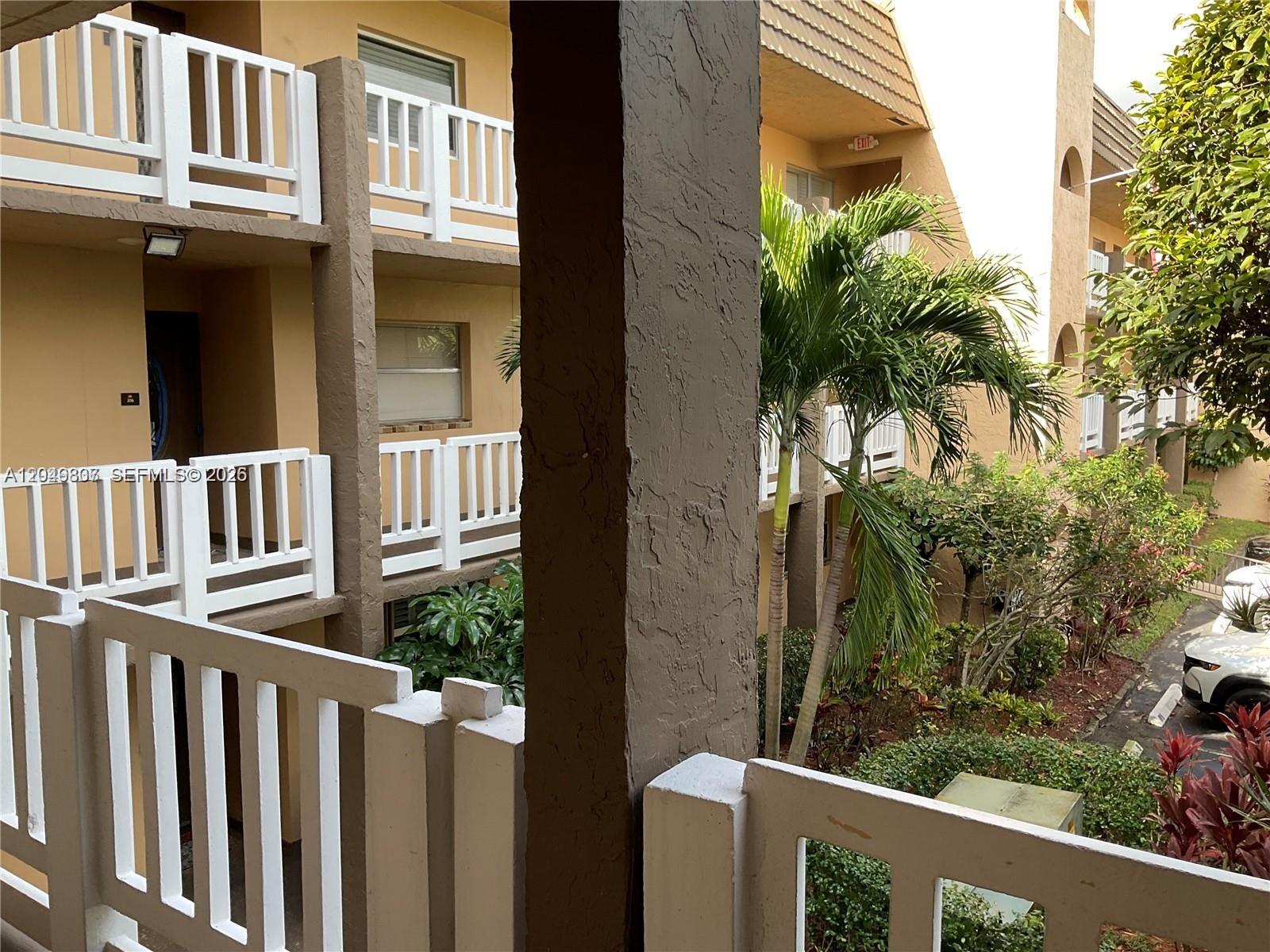 9201 Sunrise Lakes Blvd # 205, Sunrise FL 33322