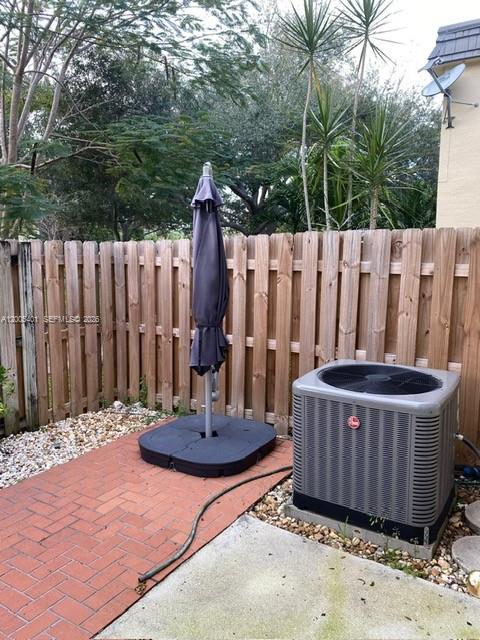 8761 SW 137th Ave # 8761 — Photo 4