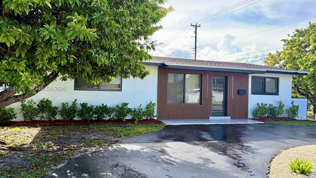 3210 SW 94th Ct — Photo 3