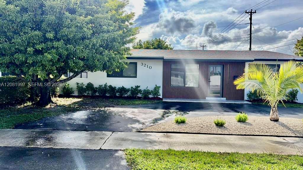 3210 SW 94th Ct — Photo 5