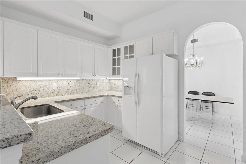 7937 EXETER Circle E # 102 — Photo 5