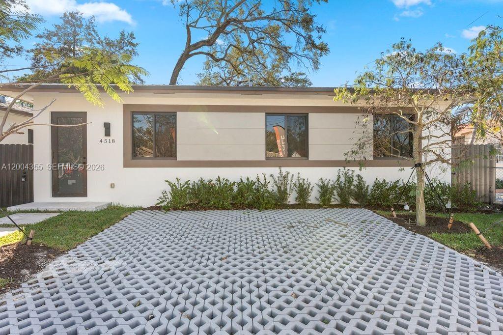 4518 NW 4 ST, Miami FL 33126