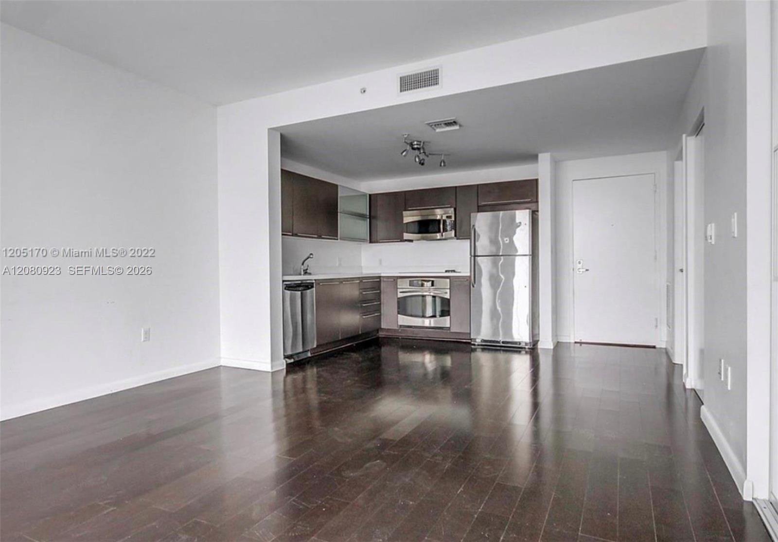 90 SW 3rd St # 2210 — Photo 3