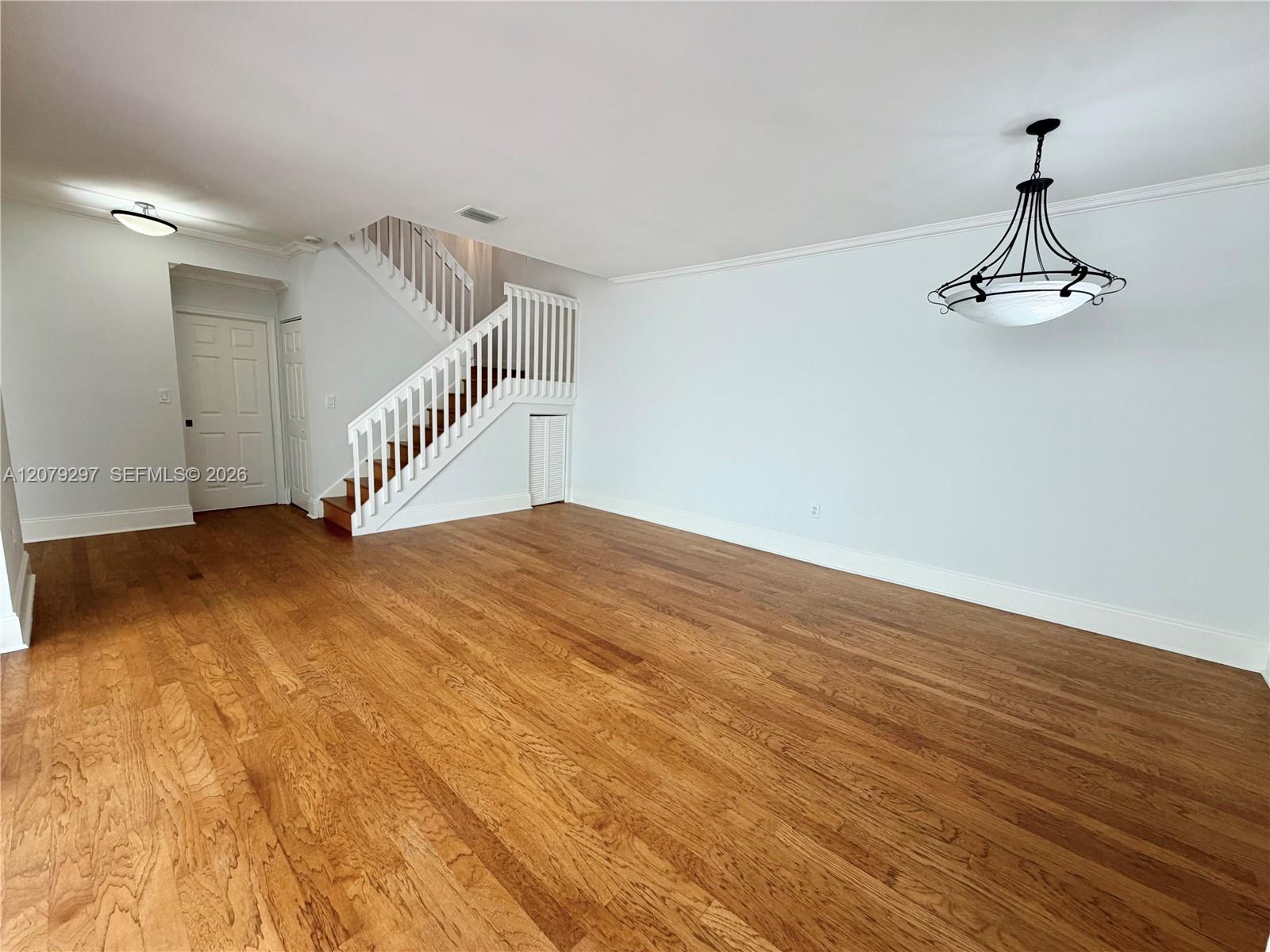1135 Cliffrose St — Photo 5