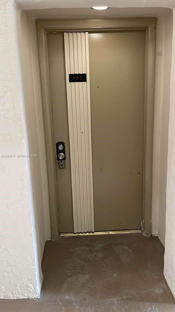 8025 SW 107th Ave # 123 — Photo 4