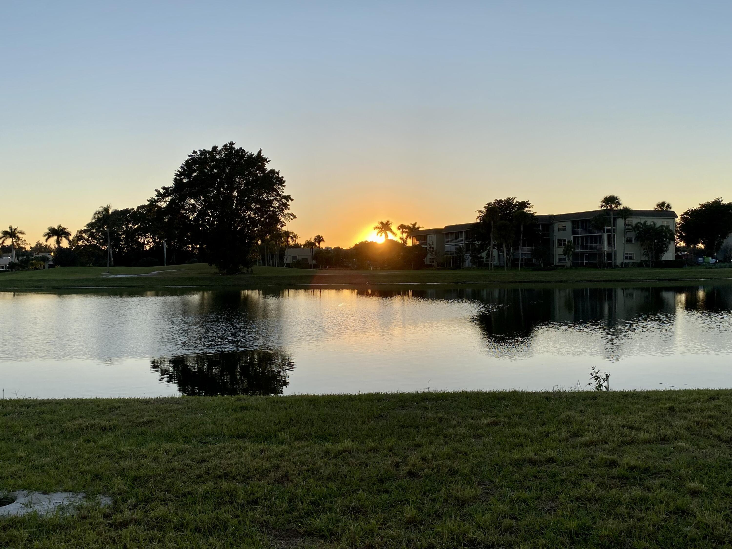 4272 Deste Court # 101, Lake Worth FL 33467