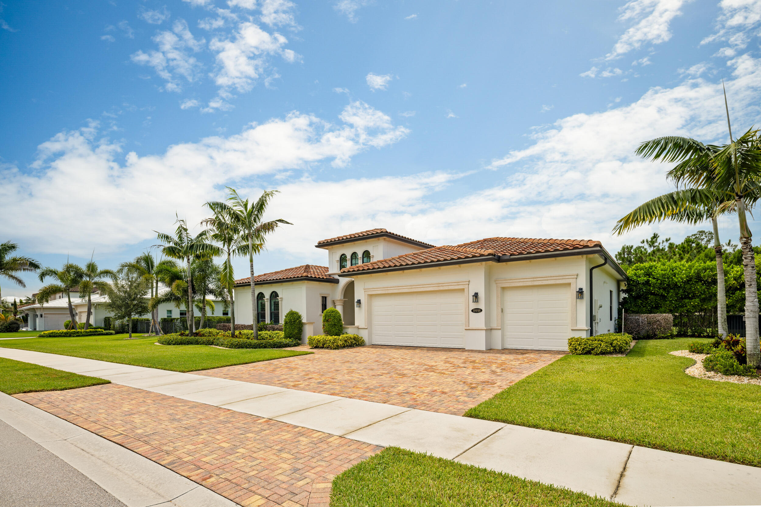 19998 SE Gallberry Drive — Photo 3