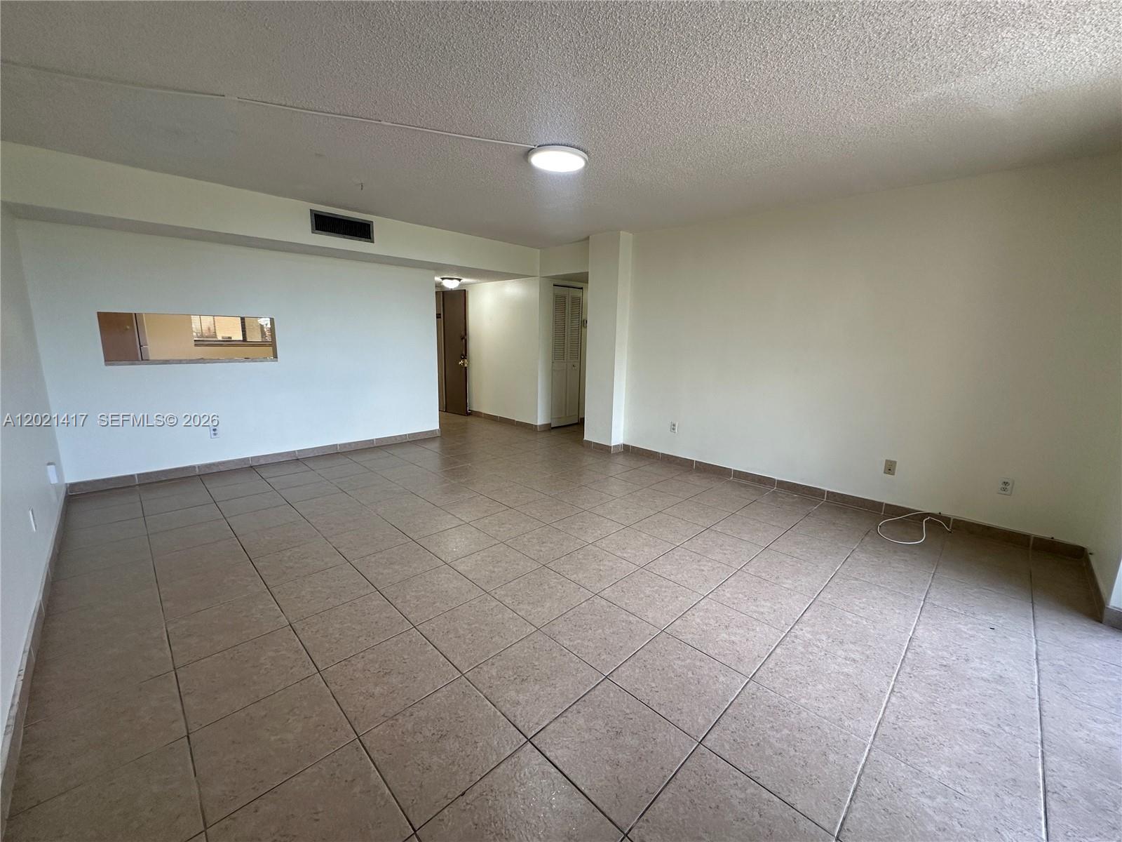 8635 NW 8th St # 320, Miami FL 33126