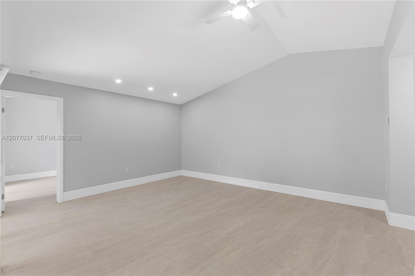 886 NE 214th Ln # 4 — Photo 5