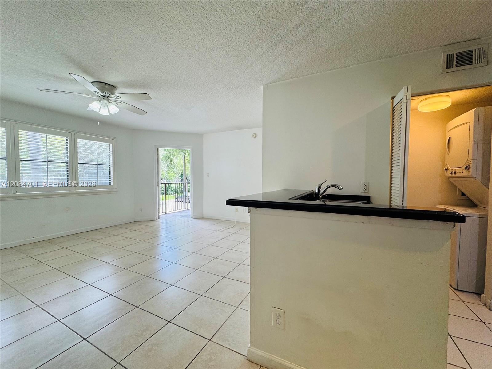 630 S Park Rd # 3 — Photo 3
