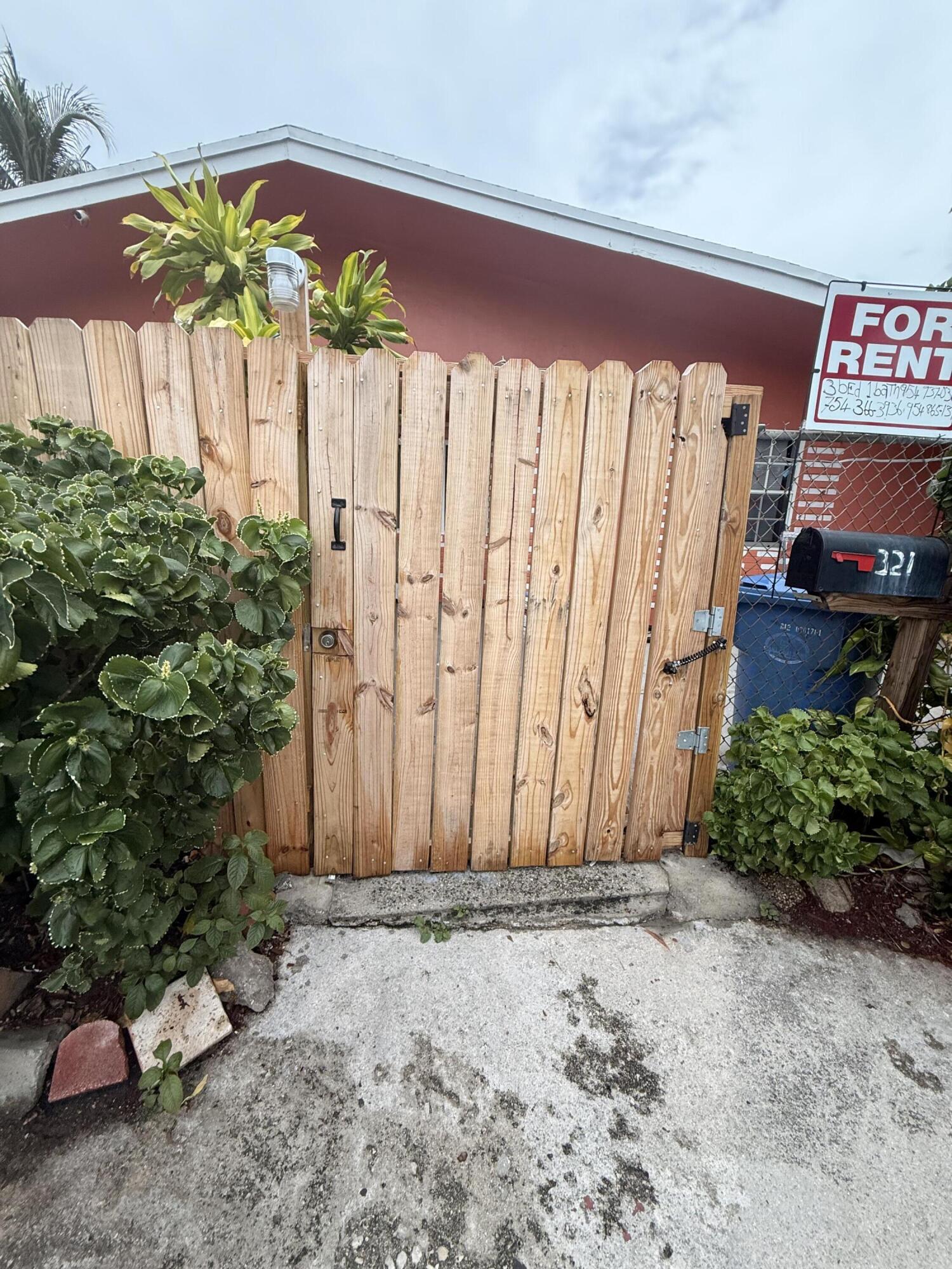 321 NW 57TH Street, Oakland Park FL 33309