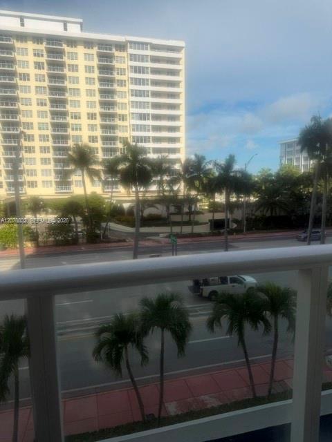 5601 Collins Ave # 415 — Photo 4