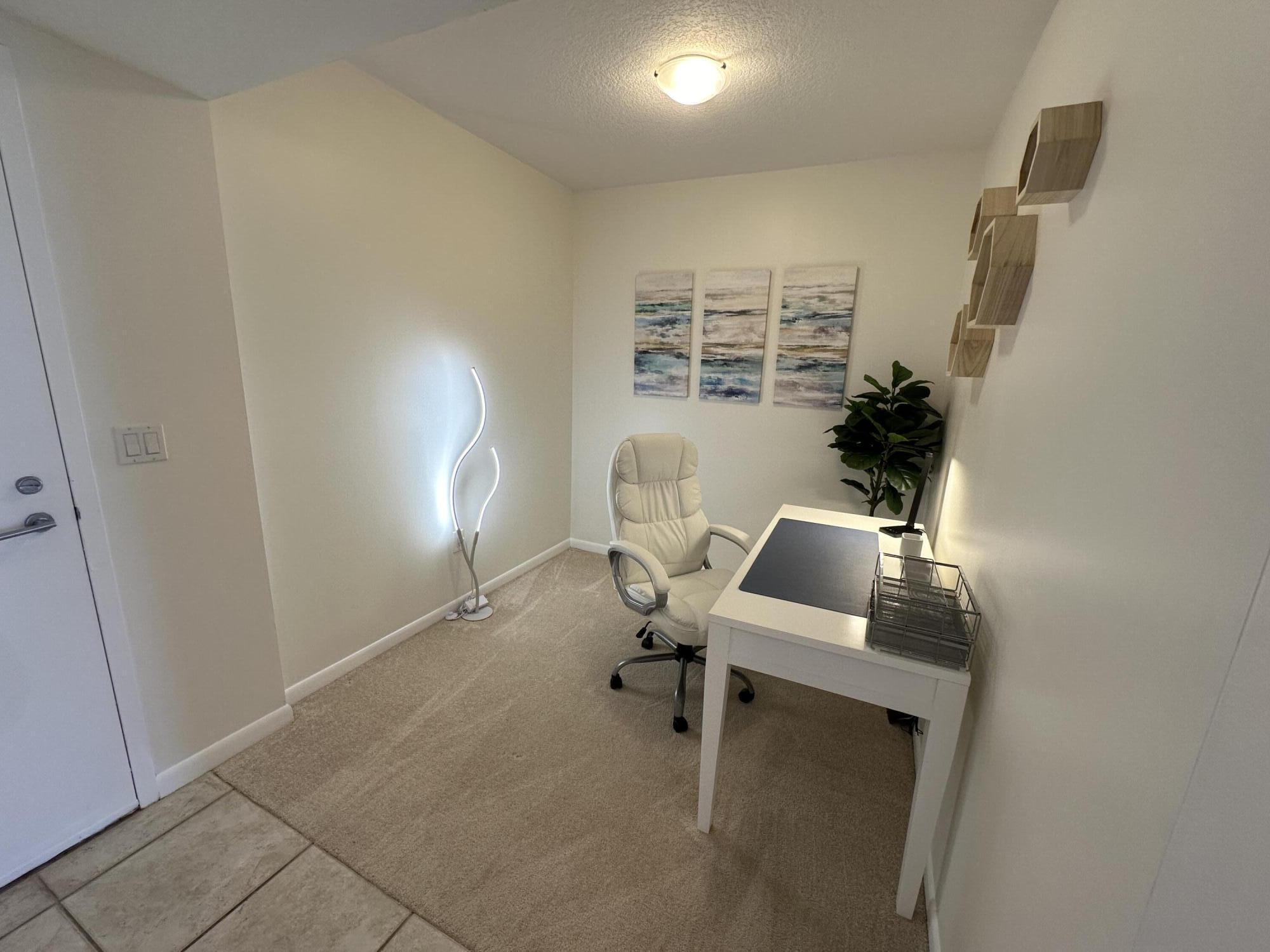 1551 N Flagler Drive # 1106 — Photo 3