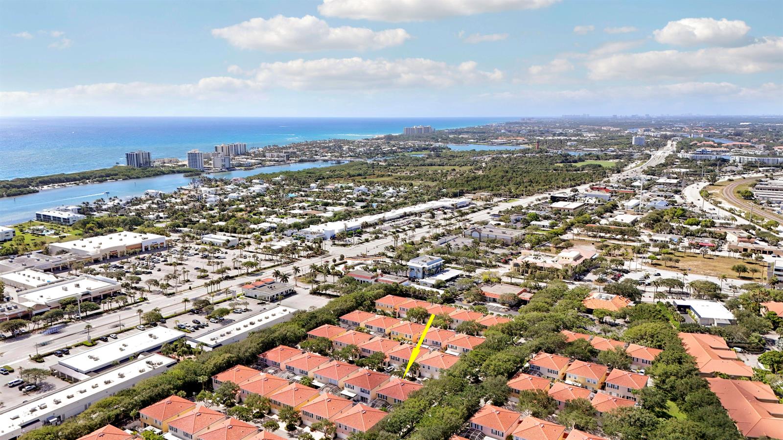 77 Laurel Oaks Circle, Tequesta FL 33469