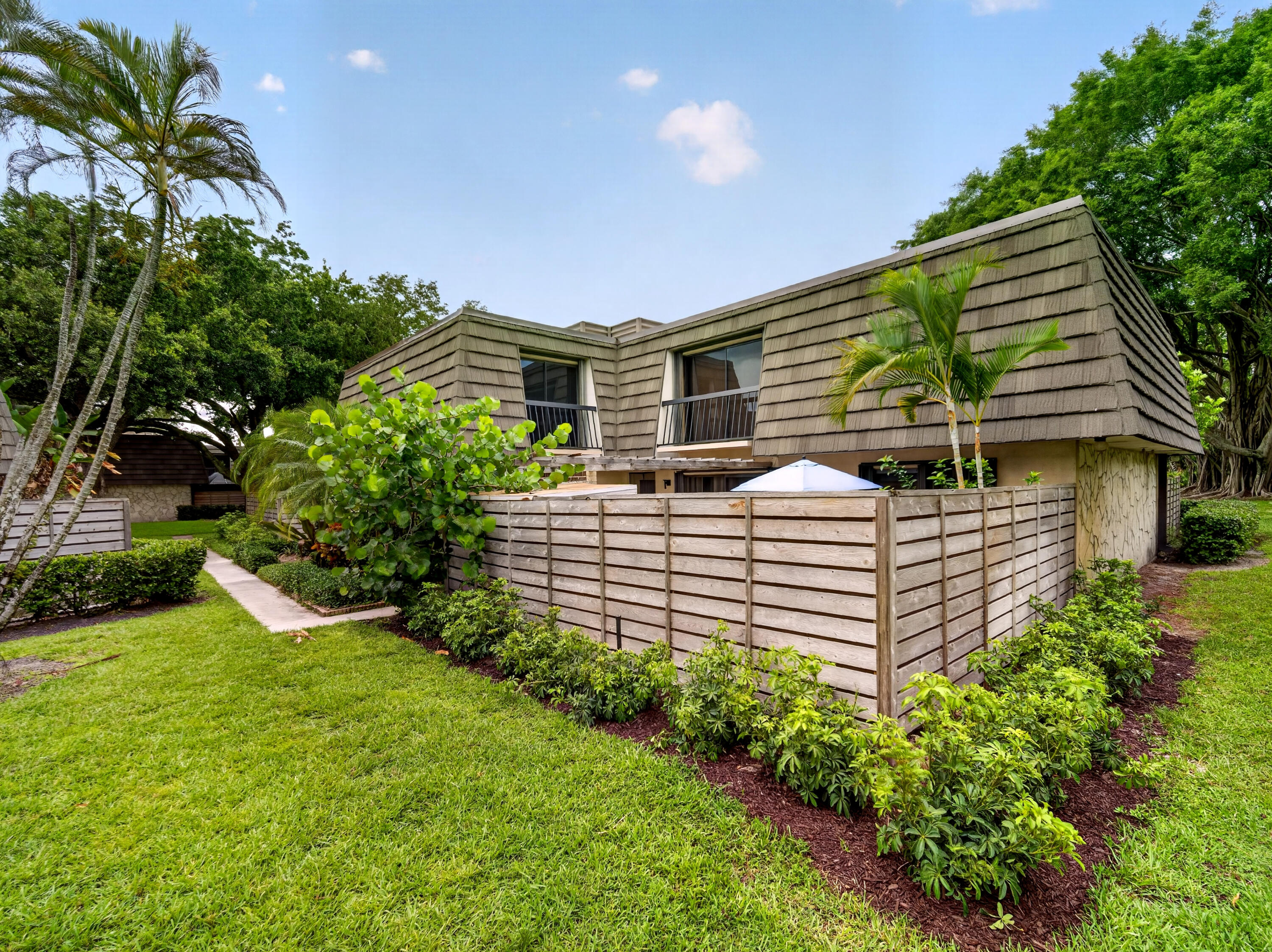 1519 15th Terrace, Palm Beach Gardens FL 33418