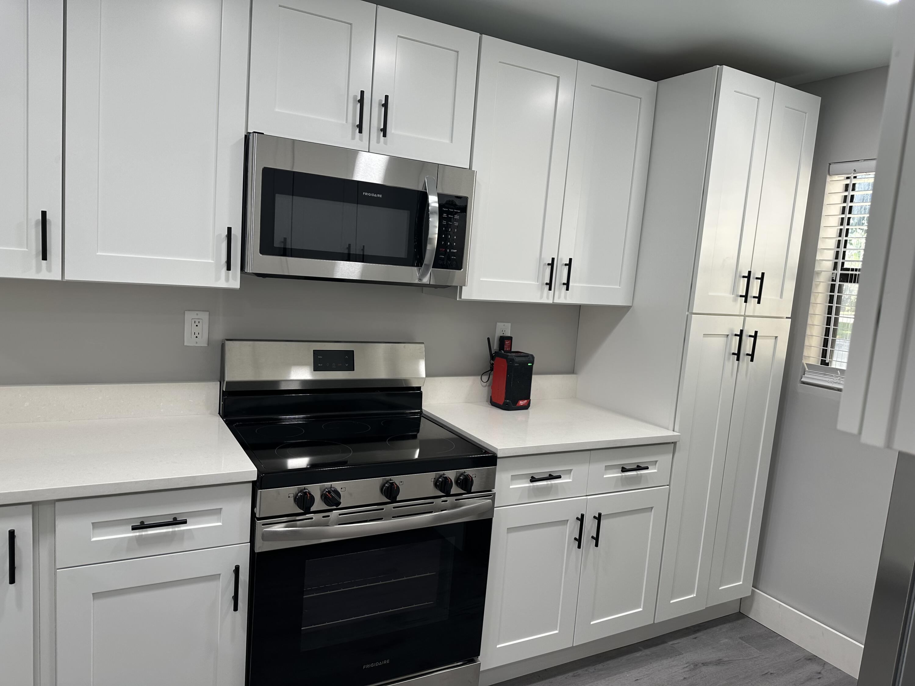 3100 MILLWOOD Terrace # 1010 — Photo 4
