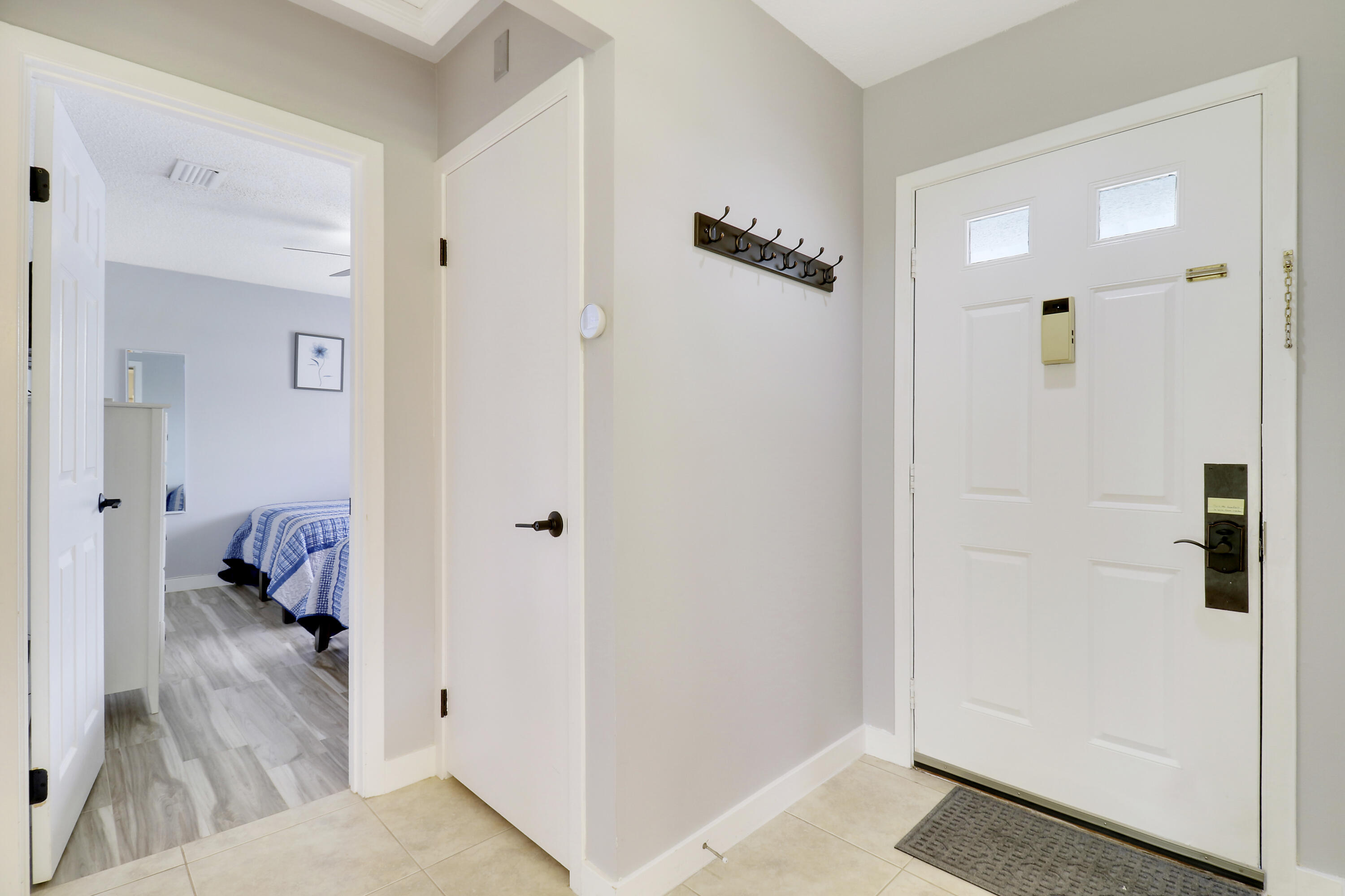 109 CLUB Drive — Photo 5