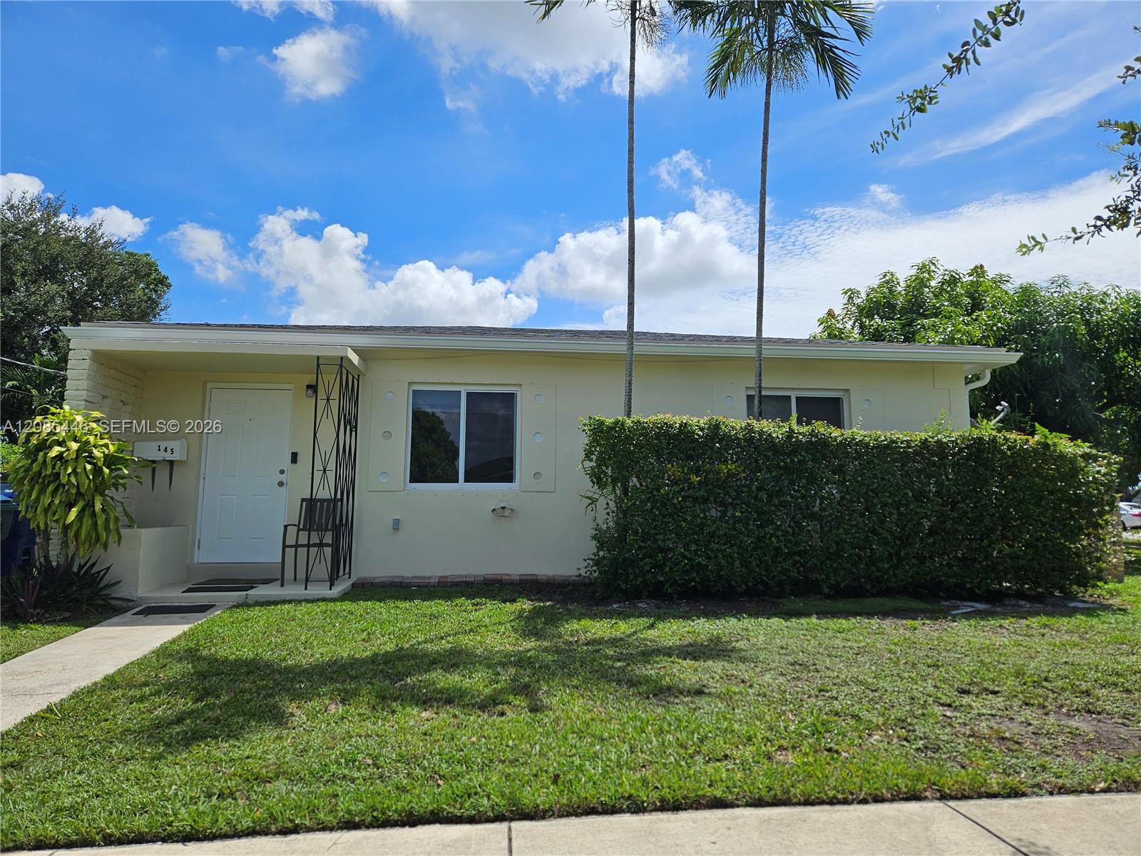 145 SW 60th Ct — Photo 2