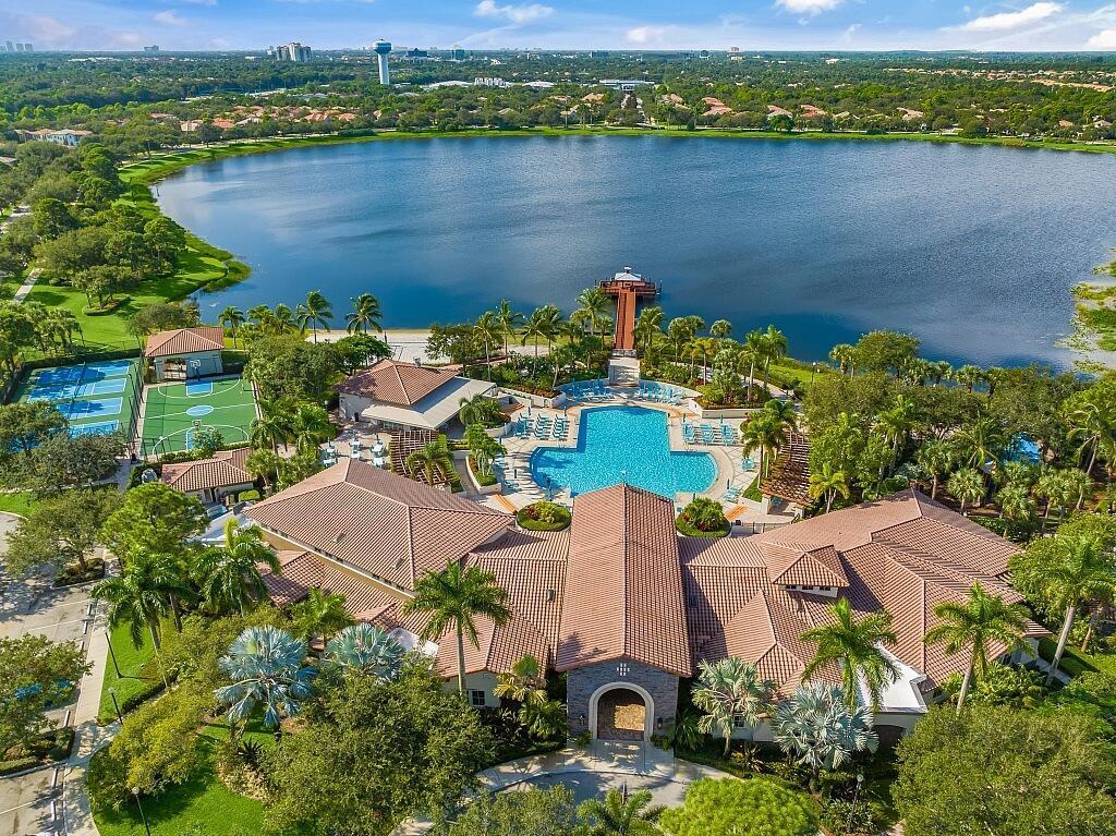 631 MOONDANCER Court, Palm Beach Gardens FL 33410