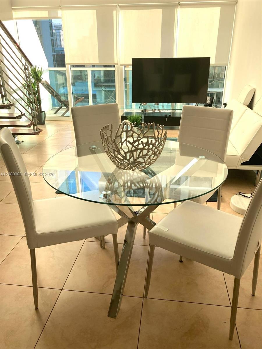 41 SE 5th St # 1204 — Photo 3