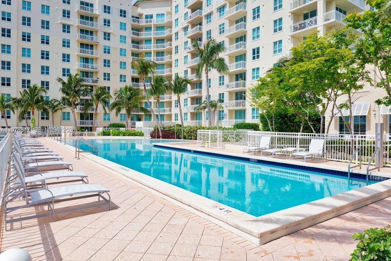400 N Federal Hwy # 305S — Photo 2