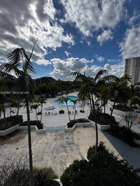 100 Bayview Dr # 319, Sunny Isles Beach FL 33160