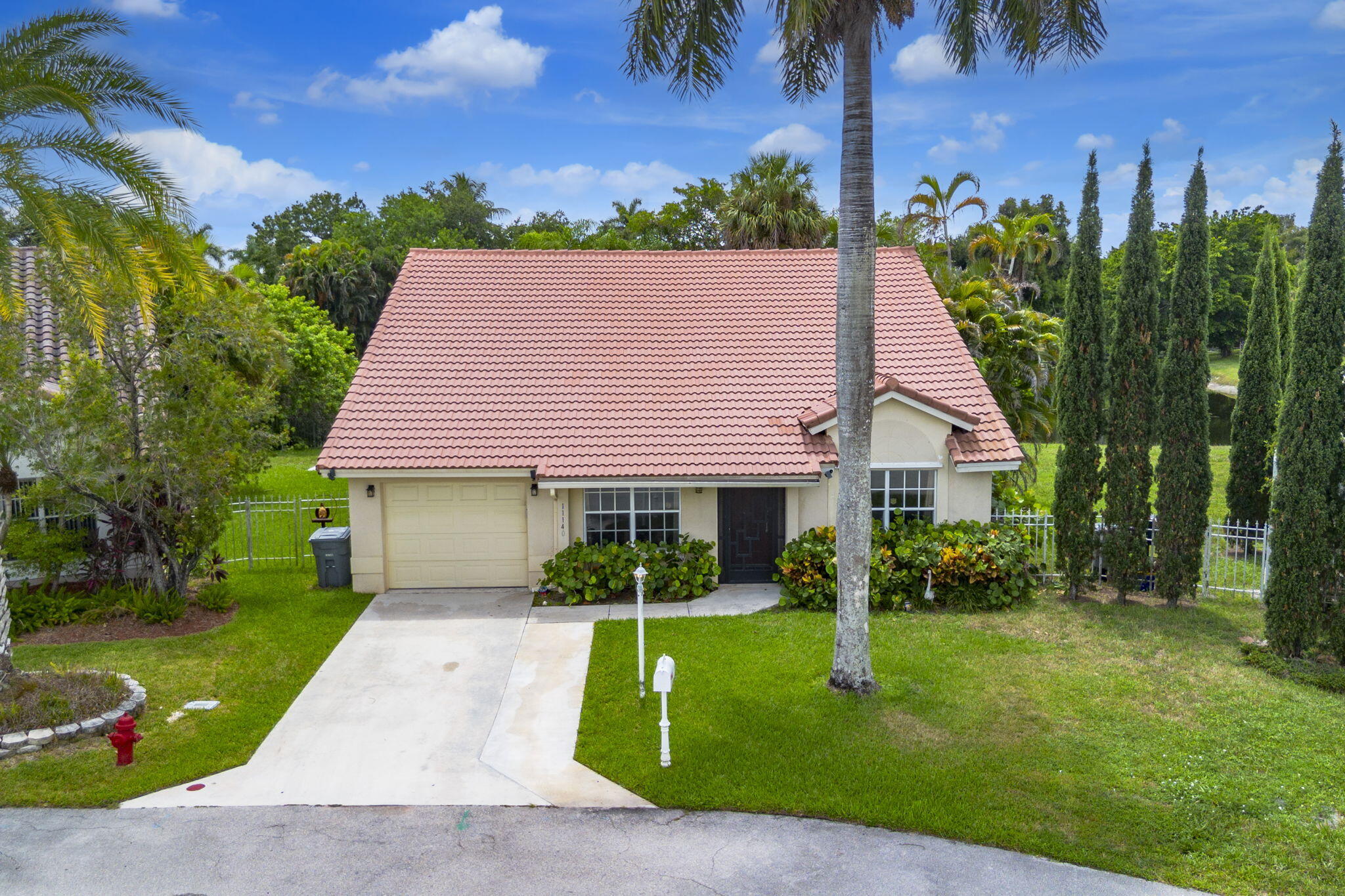 11140 LAKEAIRE Circle — Photo 4