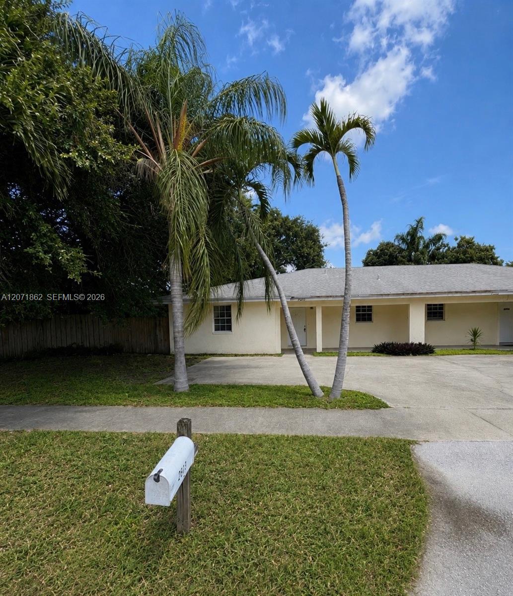 2653 SW 51st St # 1, Fort Lauderdale FL 33312