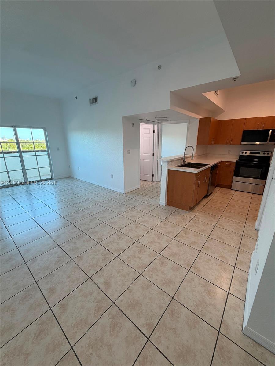 295 NW 57th Ave # 508, Miami FL 33126