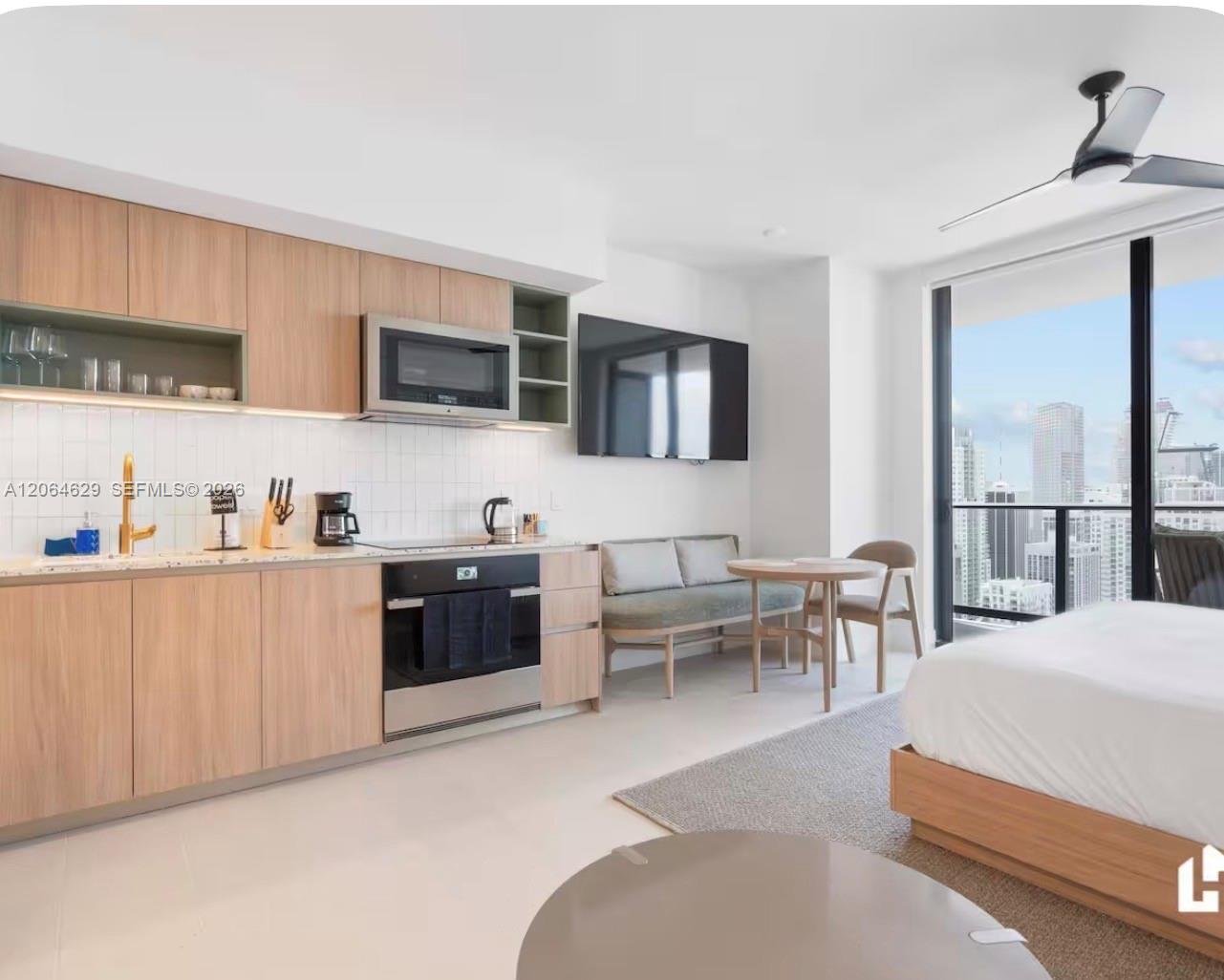 159 NE 6th St # 3506 — Photo 3