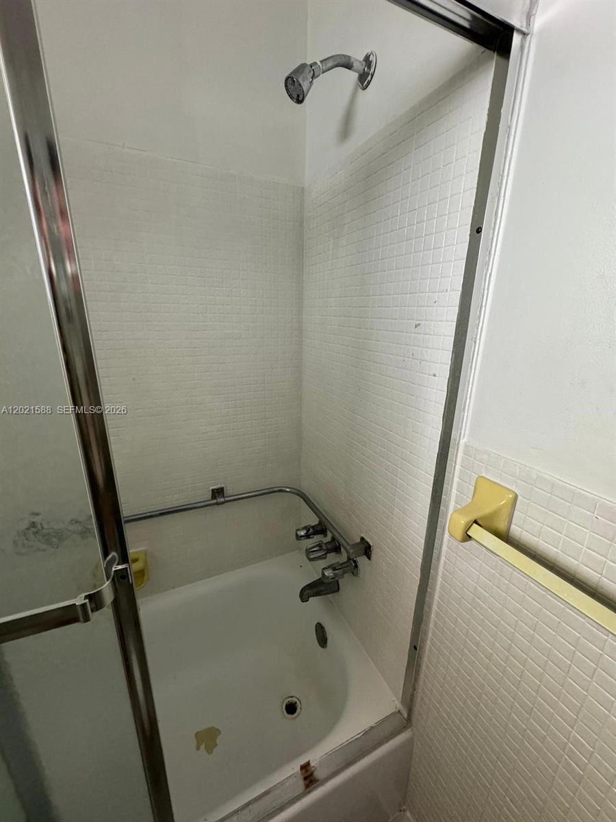 20201 NE 29th Ct # D329 — Photo 5