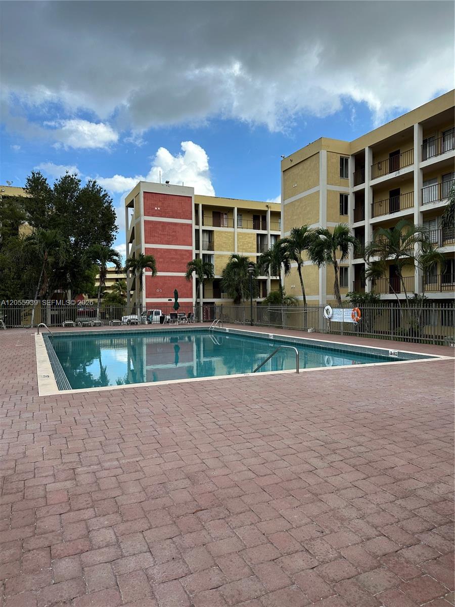 9270 Fontainebleau Blvd # 104, Miami FL 33172