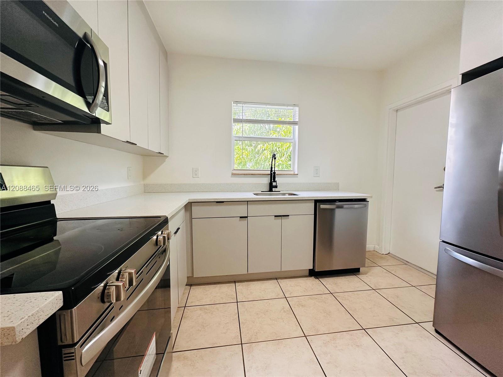 573 NE 82nd St # 7, Miami FL 33138