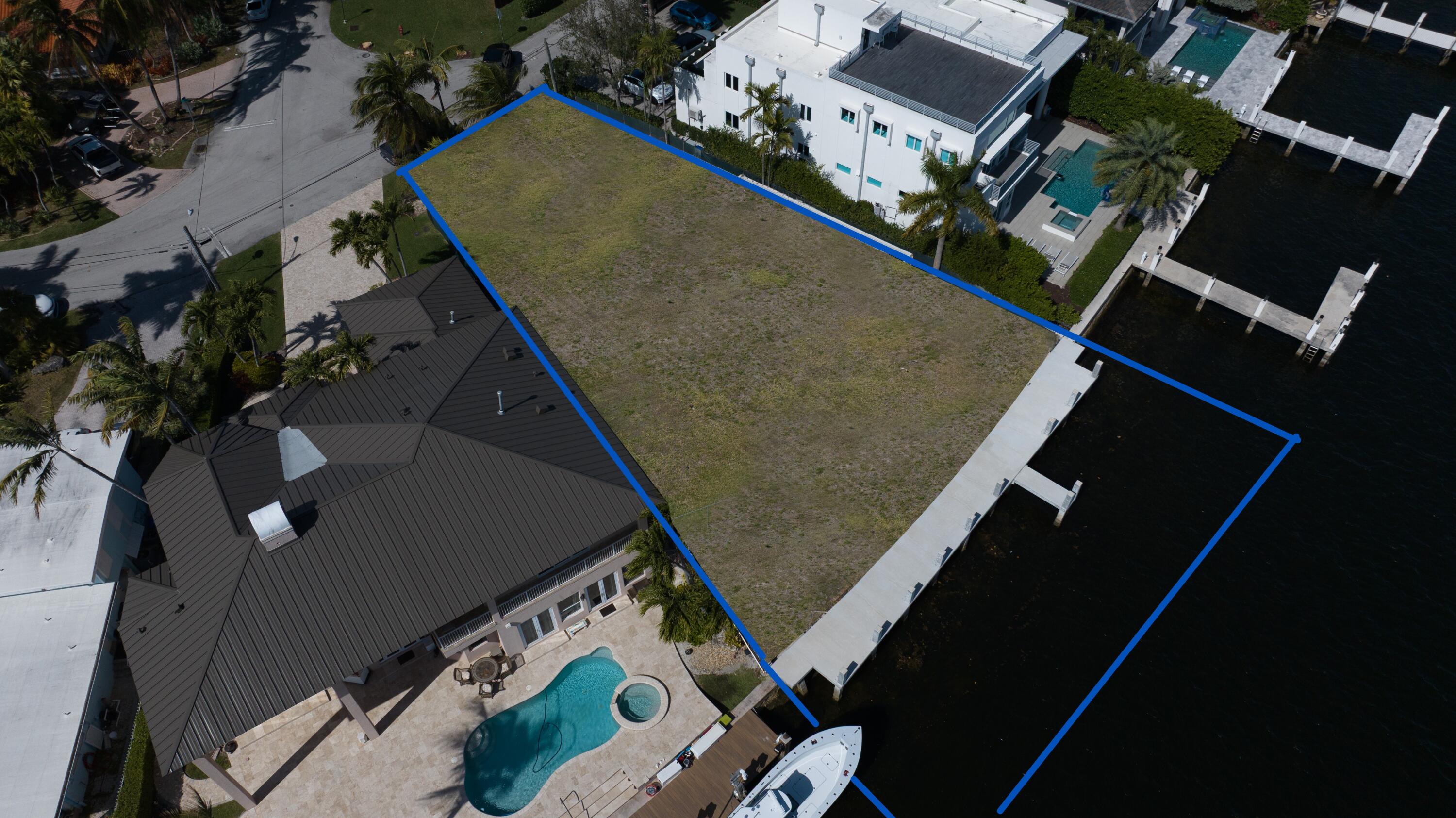 2520 SE 7th Drive — Photo 3
