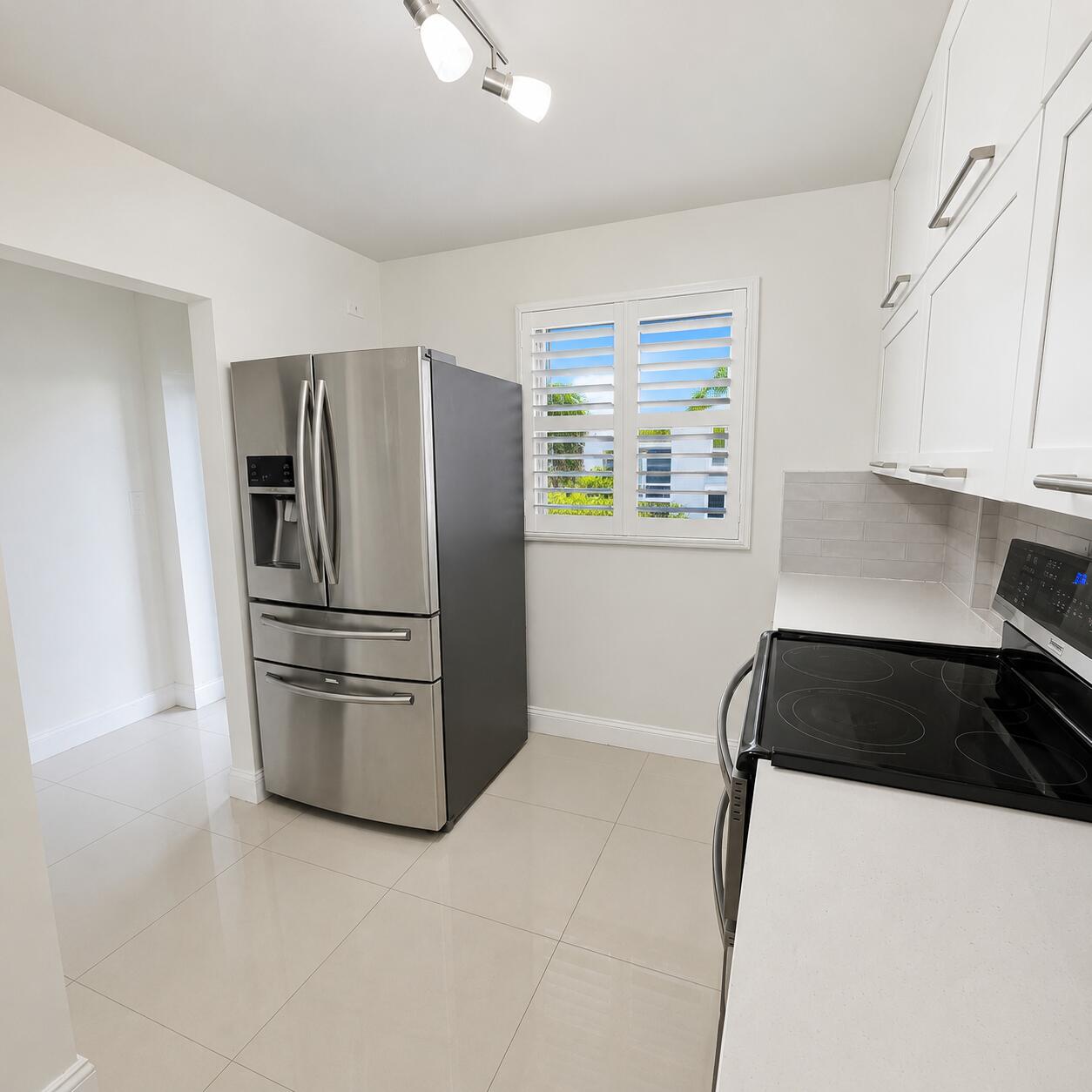 117 ROYAL PARK Drive # 1H — Photo 5