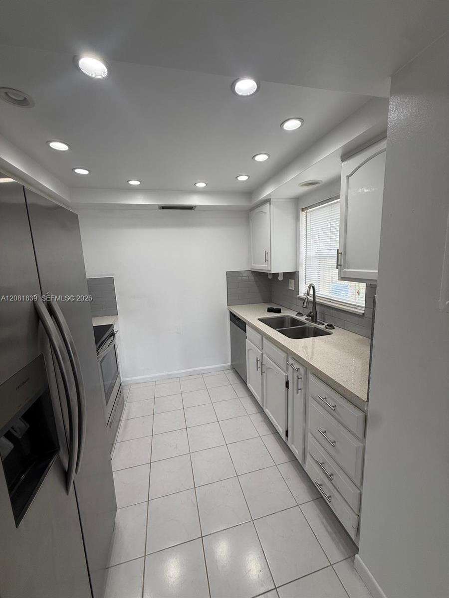 3581 NW 95th Ter # 601 — Photo 4