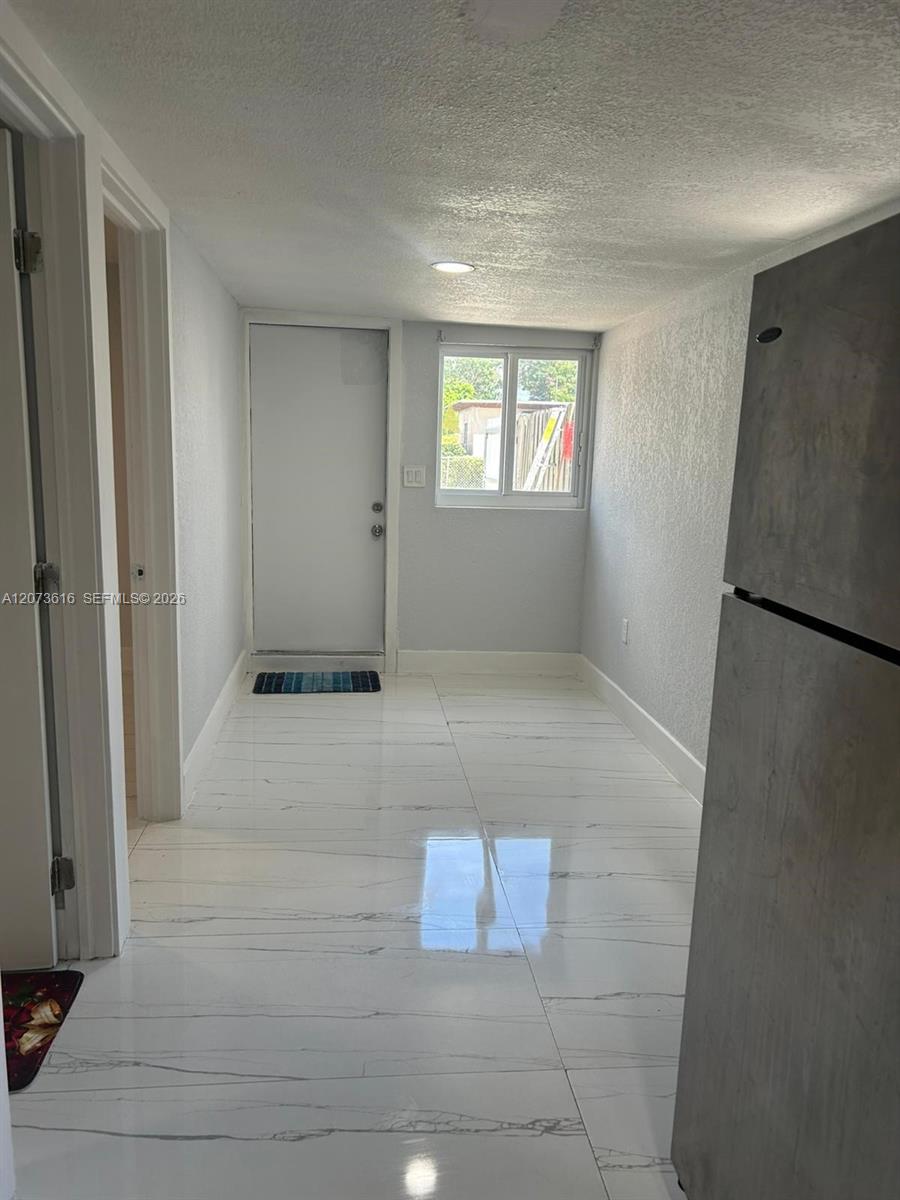 2500 NW 91st St — Photo 5