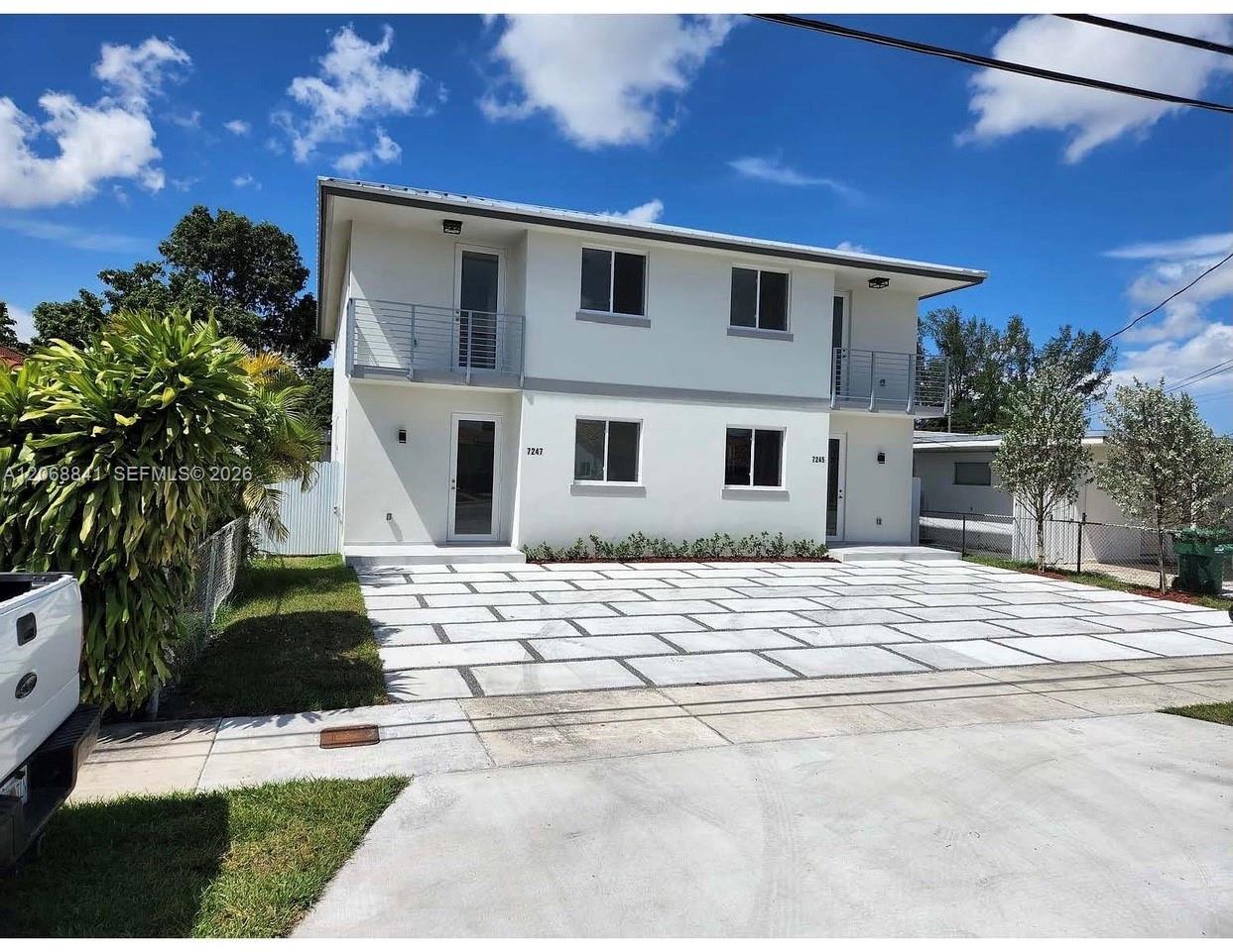 7245 SW 21st St, Miami FL 33155