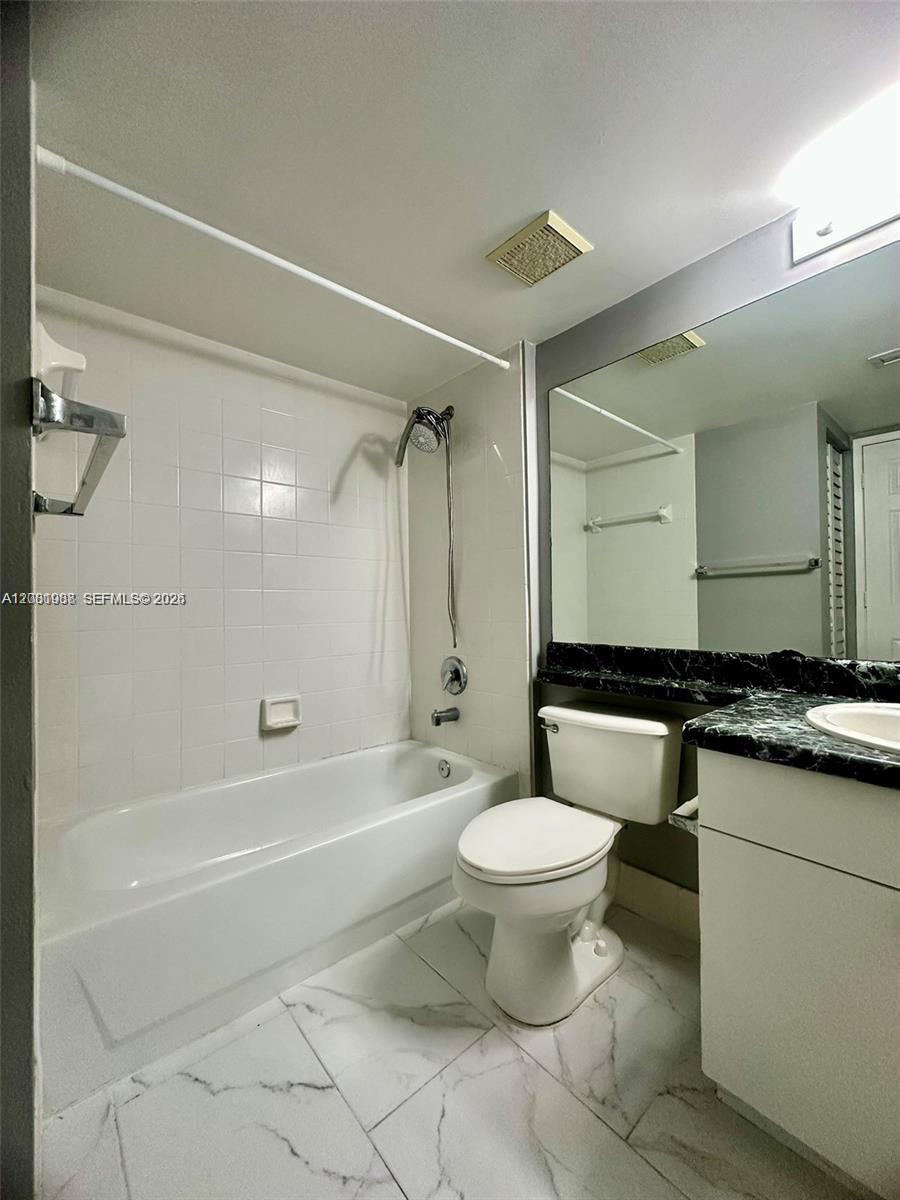 2620 S University Dr # 105 — Photo 5