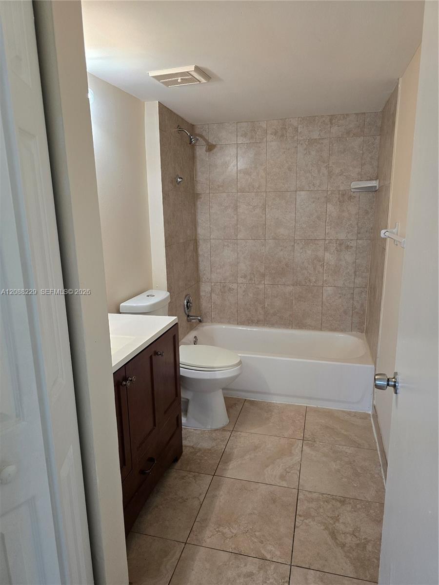 4181 NW 114th Ave # 4181 — Photo 4