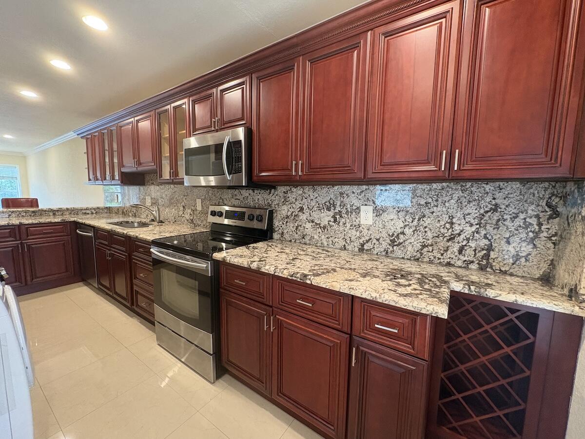 1441 NW 19th Terrace # 201, Delray Beach FL 33445
