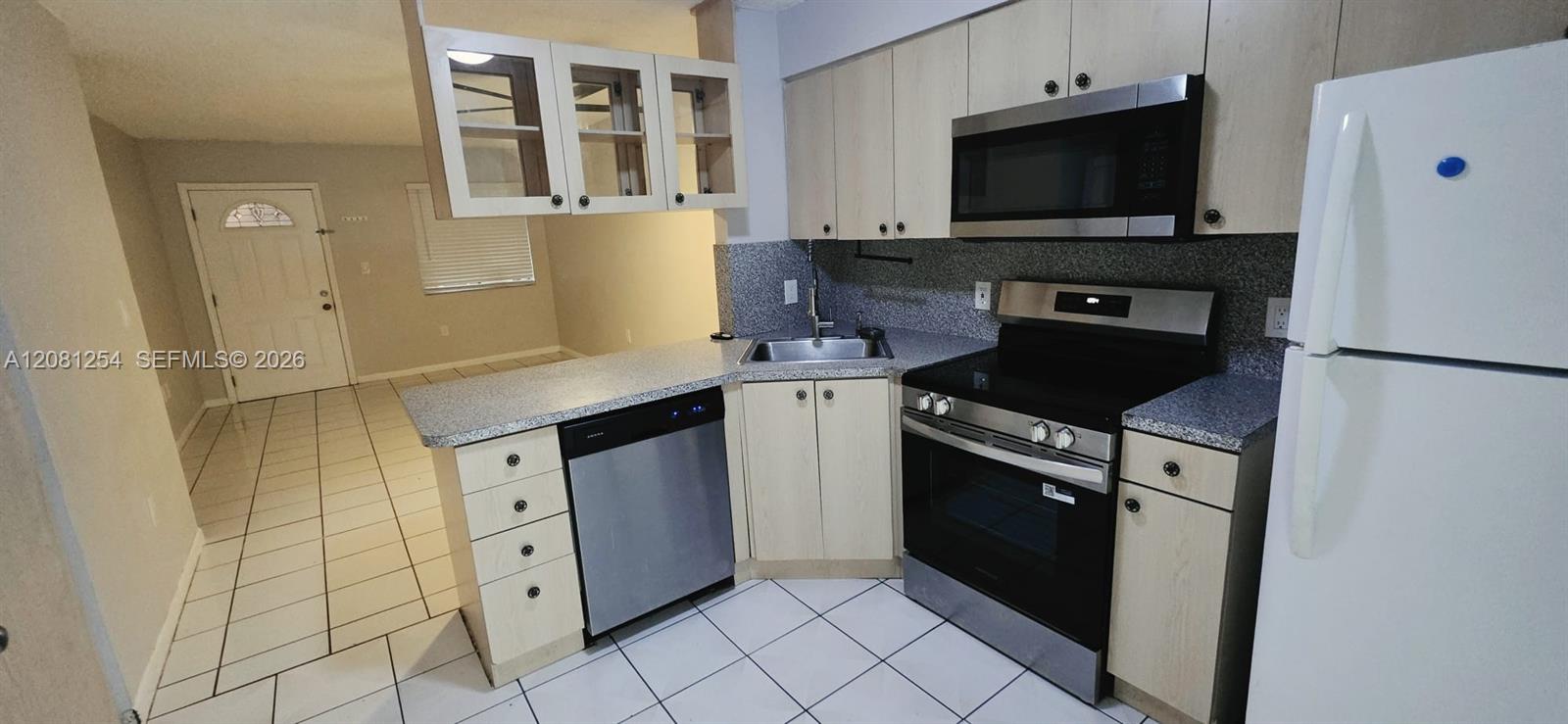 5500 W 21st Ct # 204 — Photo 4