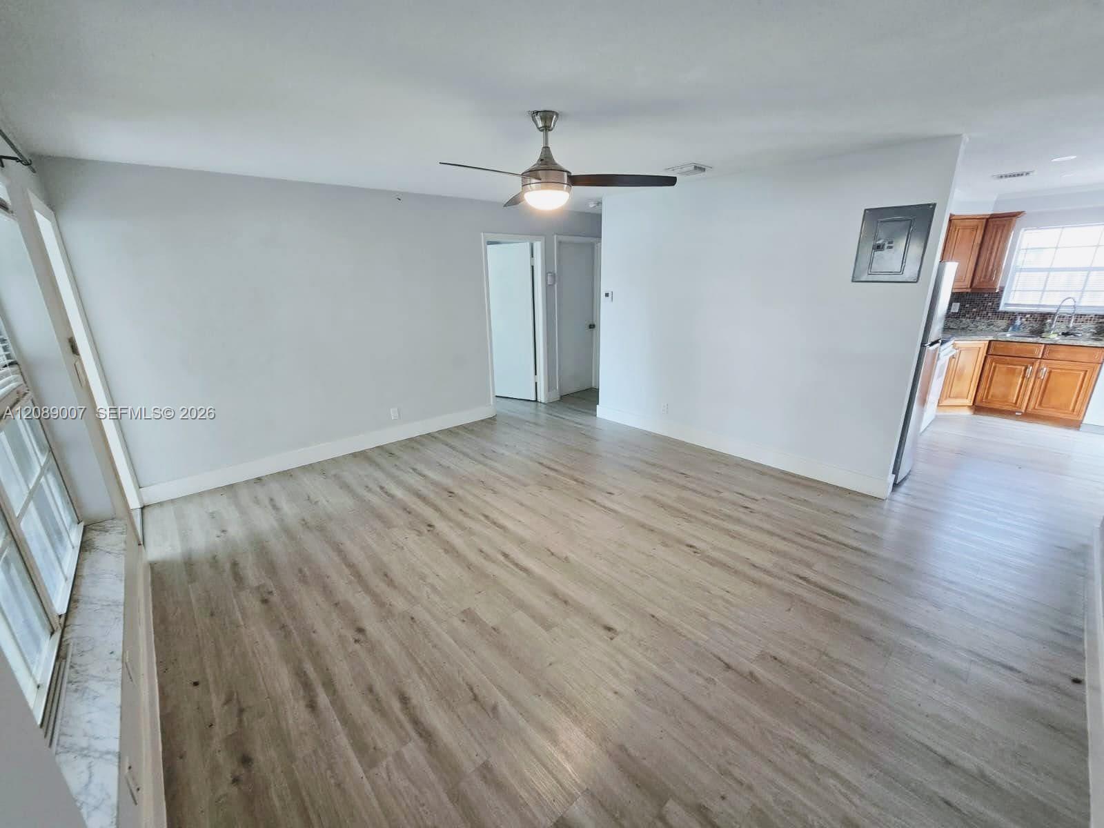 2500 NE 19th Ave # 1 — Photo 3