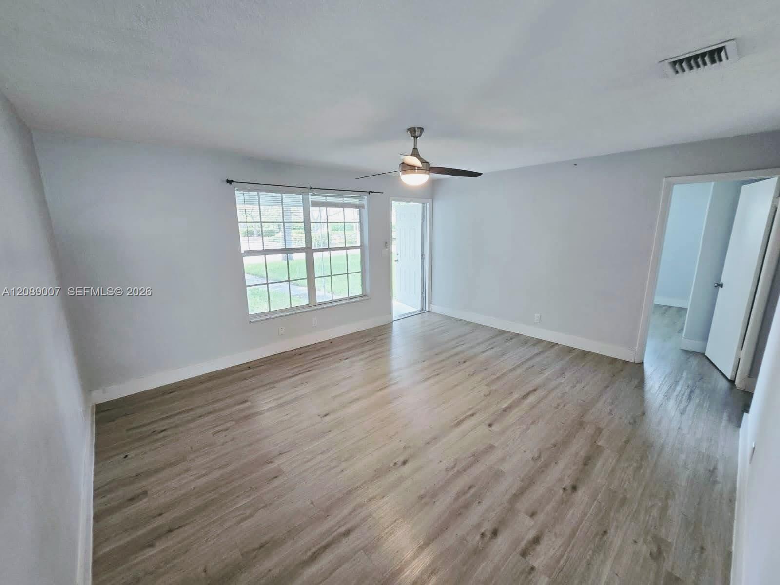 2500 NE 19th Ave # 1 — Photo 4