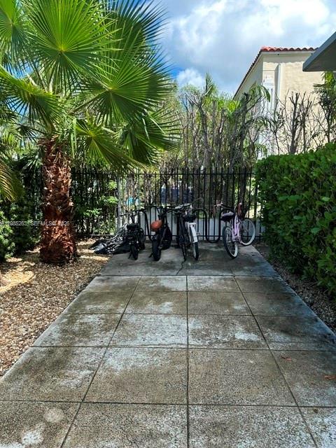 1525 Meridian Ave # 101 — Photo 2