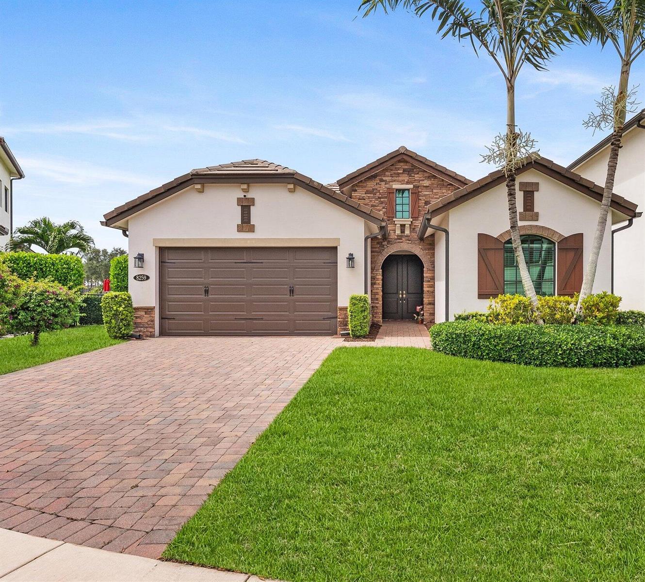 8259 Grand Prix Lane, Boynton Beach FL 33472