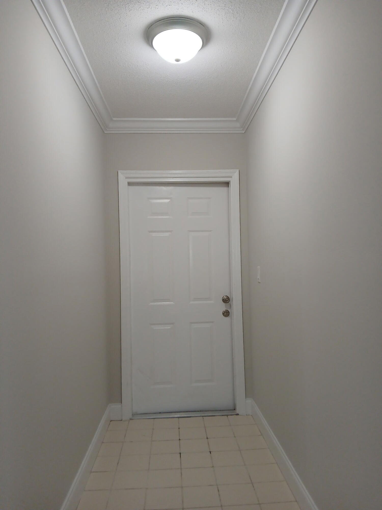 1480 E SAMPLE Road # 307, Pompano Beach FL 33064